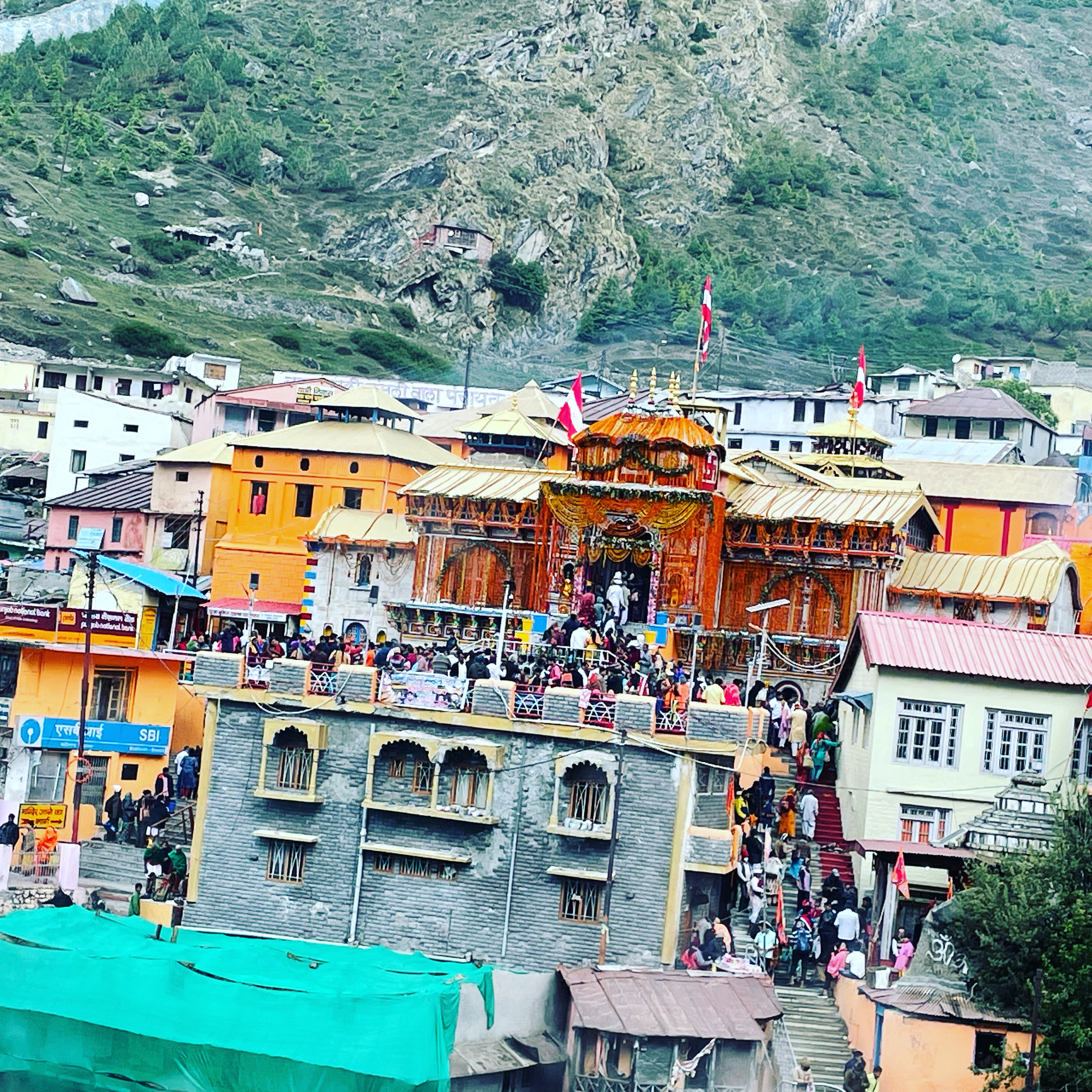 Badrinath Dham Travel Guide: History, Best Time to Visit & How to Reach